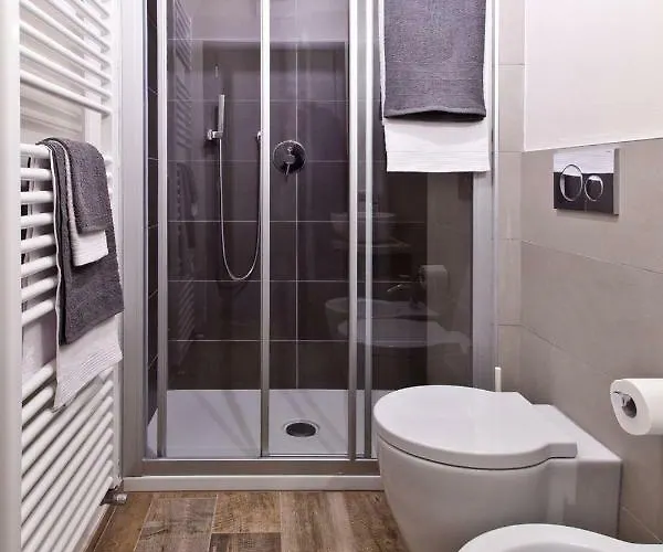 Nonna Giulina カスタニョーレ・デッレ・ランツェ