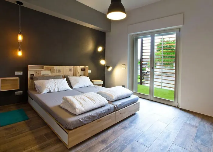 Nonna Giulina カスタニョーレ・デッレ・ランツェ