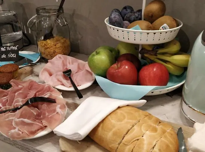 ゲストハウス Nonna Giulina カスタニョーレ・デッレ・ランツェ